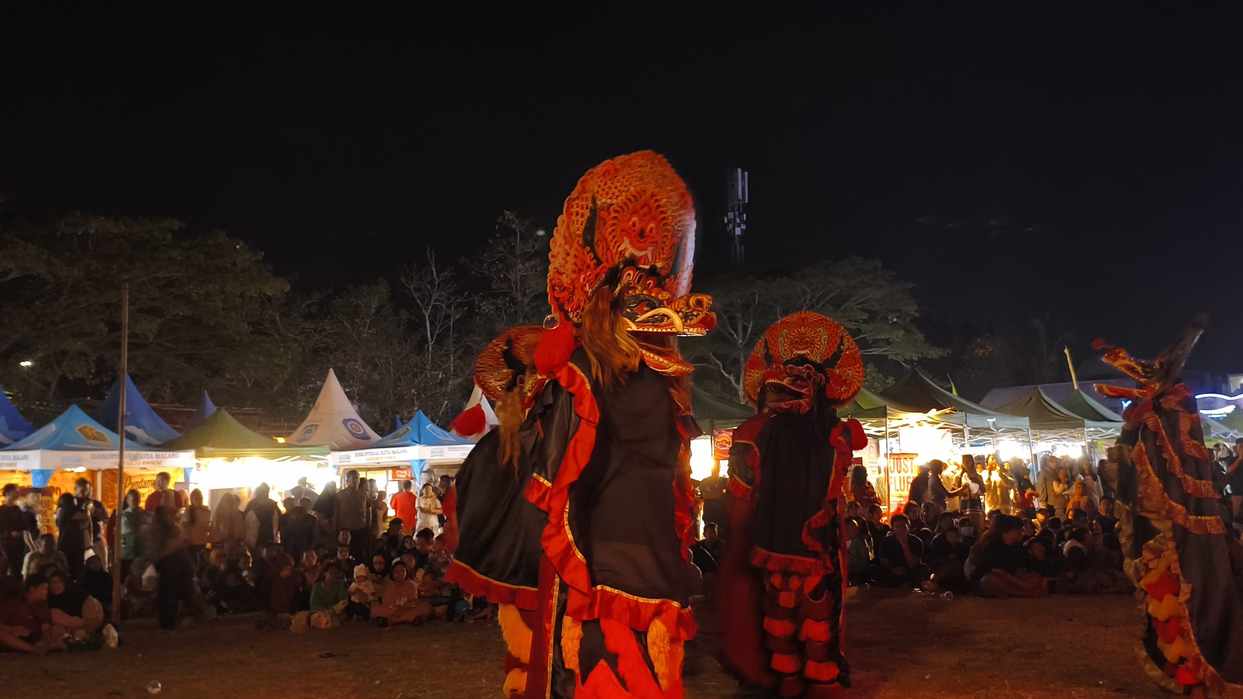 Menjaga Rampak Barong dari Balik Perlengkapan Pemain